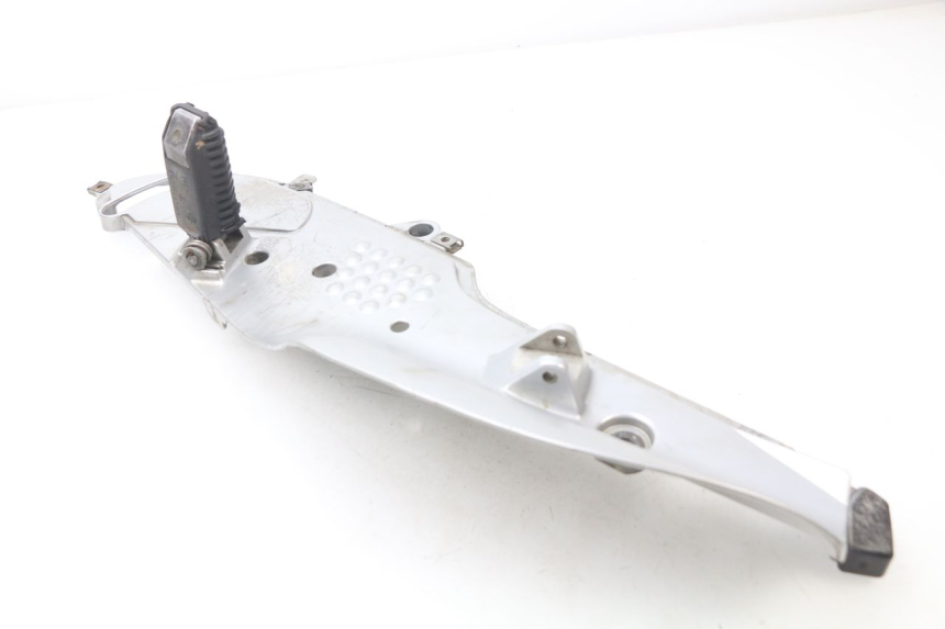 photo de FRONT LEFT FOOTREST MOUNT BMW R RT ABS 1150 (2000 - 2004)
