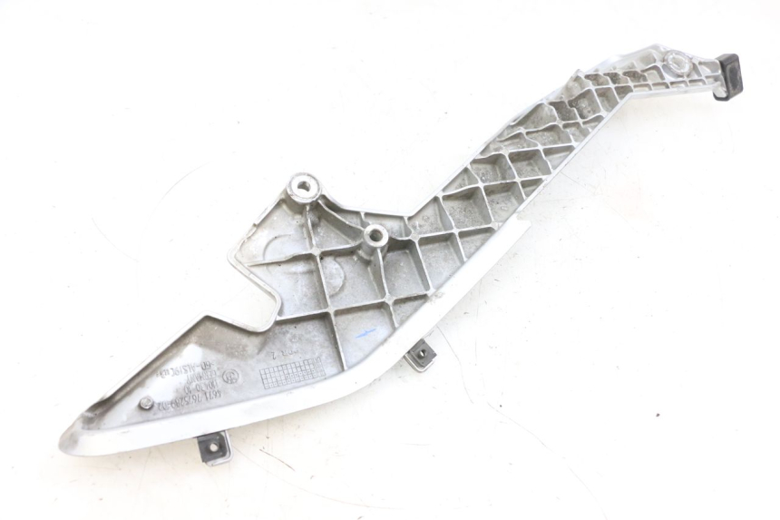 photo de FRONT LEFT FOOTREST MOUNT BMW R RT ABS 1200 (2010 - 2014) - Surface and material condition