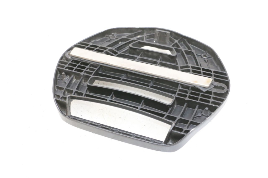 photo de PLATE TOP BOX SUZUKI DL V STROM 1000 (2002 - 2007) - Zoom on usage condition