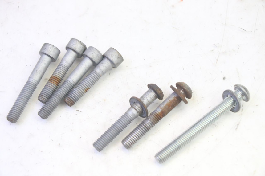 photo de PLATE TOP BOX PIAGGIO MP3 HPE 350 (2018 - 2020) - Technical close-up