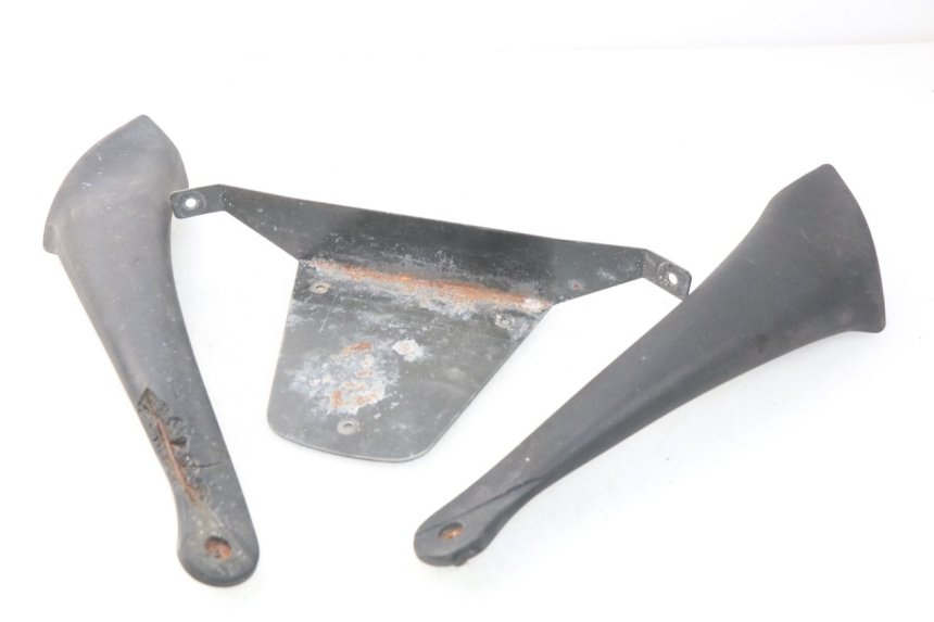 photo de PLATE TOP BOX PIAGGIO SKIPPER 125 (2000 - 2004)