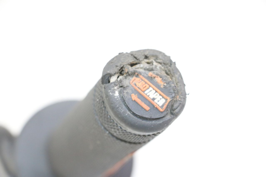 photo de THROTTLE GRIP APOLLO RFZ 125