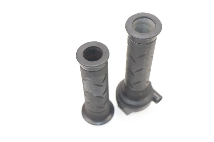 photo de THROTTLE GRIP HONDA CBF 125 (2009 - 2015)