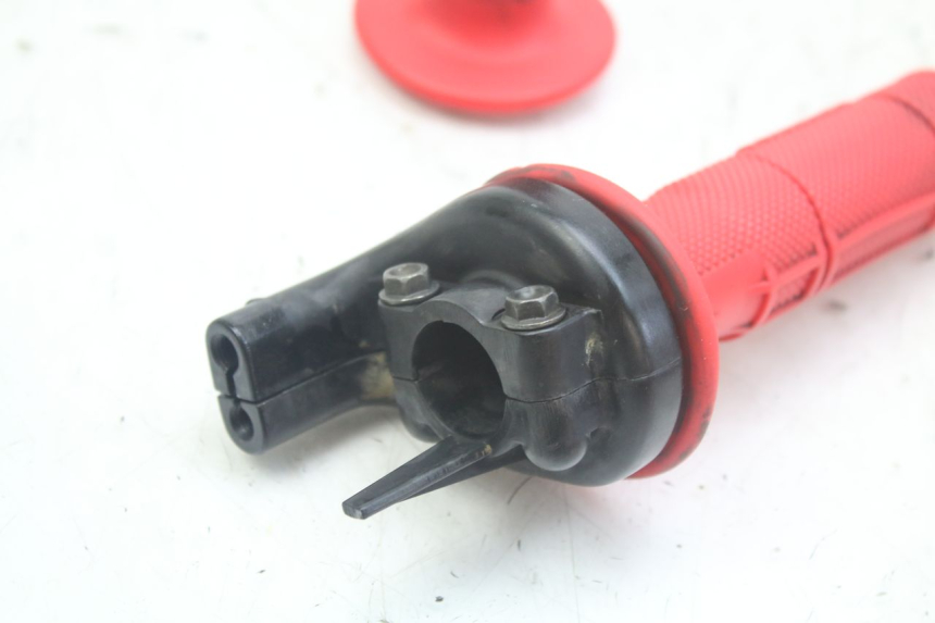 photo de THROTTLE GRIP HONDA CRF 250 (2010 - 2013)