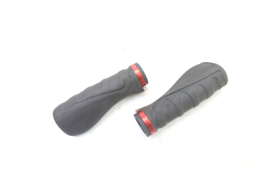 photo de THROTTLE GRIP URBANGLIDE E-CROSS PRO 1