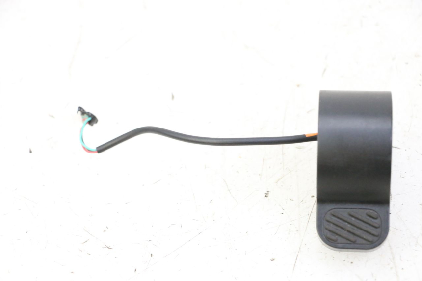 photo de THROTTLE GRIP SEGWAY NINEBOT E2 1