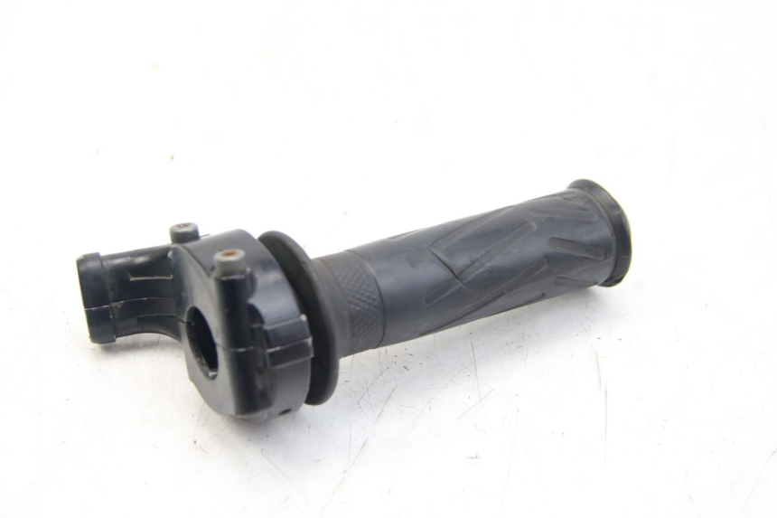 photo de THROTTLE GRIP YAMAHA FZS FAZER 600 (2001 - 2003)