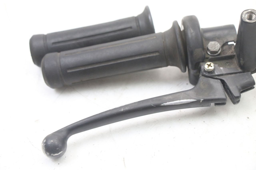 photo de THROTTLE GRIP HONDA SCV LEAD 100 (2003 - 2007)