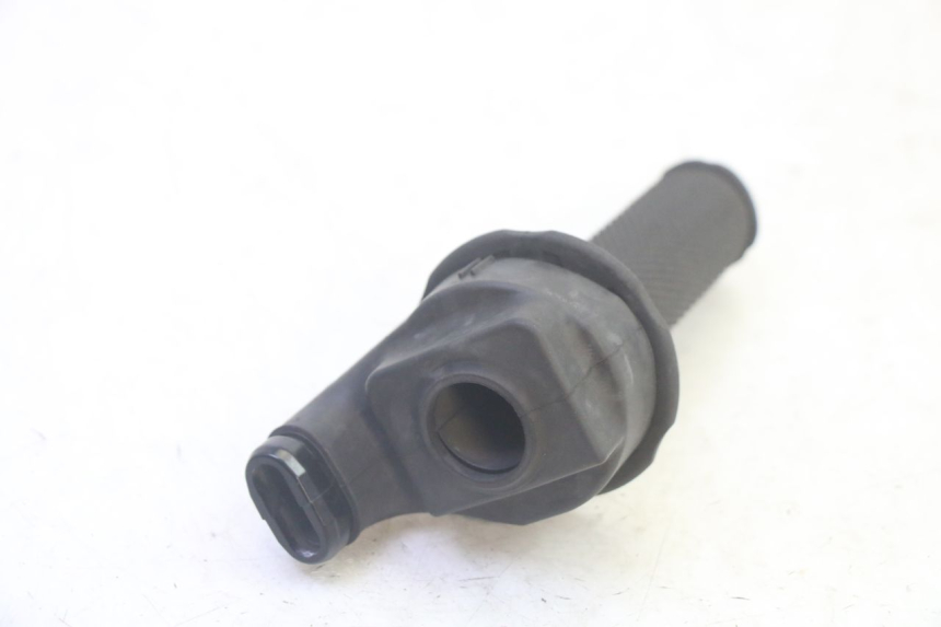 photo de THROTTLE GRIP KAWASAKI KXF KX-F 250 (2017 - 2019) - Zoom on usage condition
