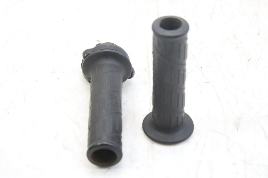 photo de THROTTLE GRIP PIAGGIO LIBERTY 4T 50 (2004 - 2008)