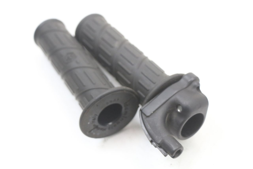 photo de THROTTLE GRIP PIAGGIO LIBERTY 4T 50 (2004 - 2008)