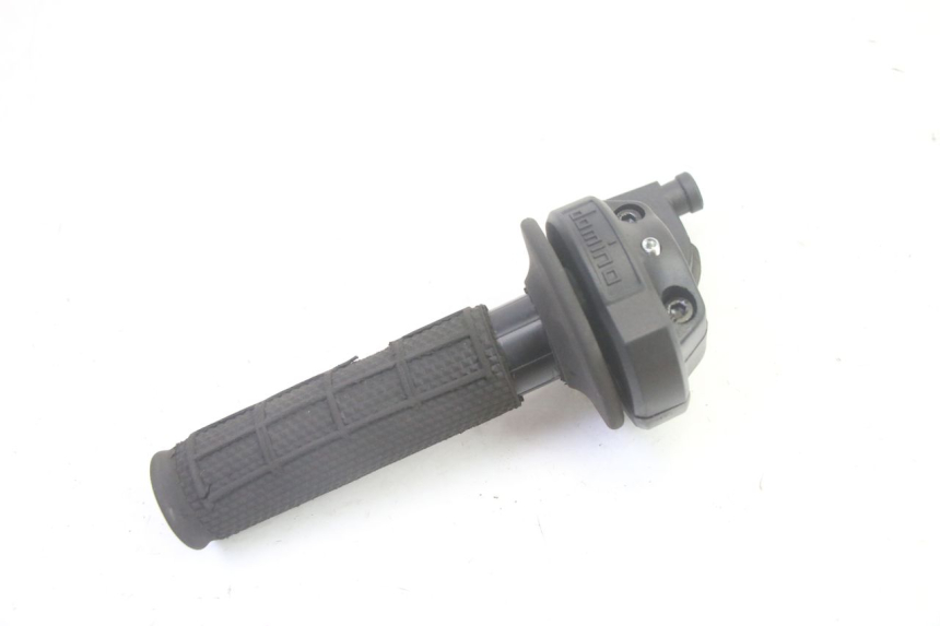 photo de THROTTLE GRIP PEUGEOT LUDIX 50 (2005 - 2007) - Technical close-up