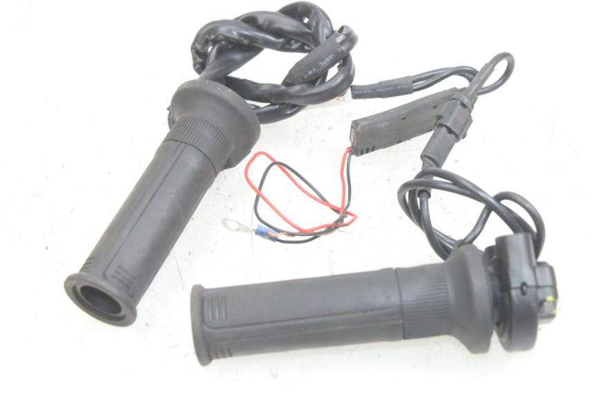 photo de THROTTLE GRIP PIAGGIO MEDLEY 125 (2016 - 2023)