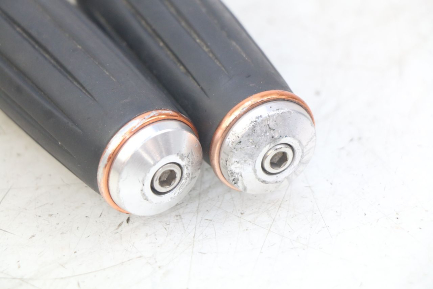 photo de THROTTLE GRIP JM MOTORS MIA 50 (2017 - 2020) - Component detail