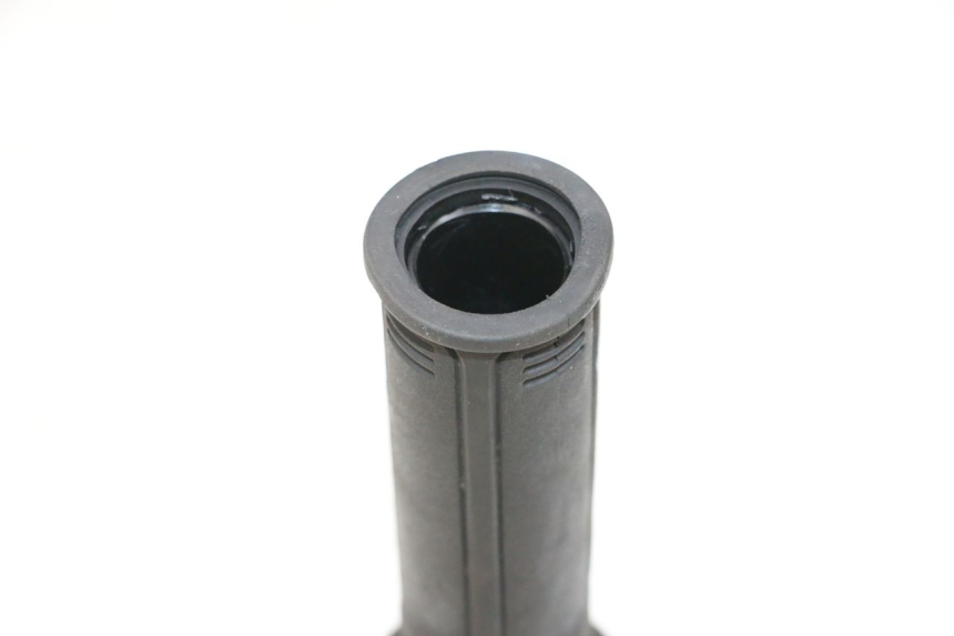 photo de THROTTLE GRIP PIAGGIO MP3 HPE 300 (2019 - 2026) - Alternative perspective