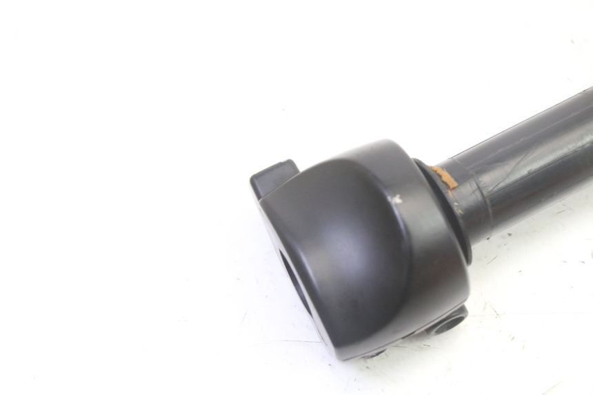 photo de THROTTLE GRIP RIEJU MRT 50 (2018 - 2021)