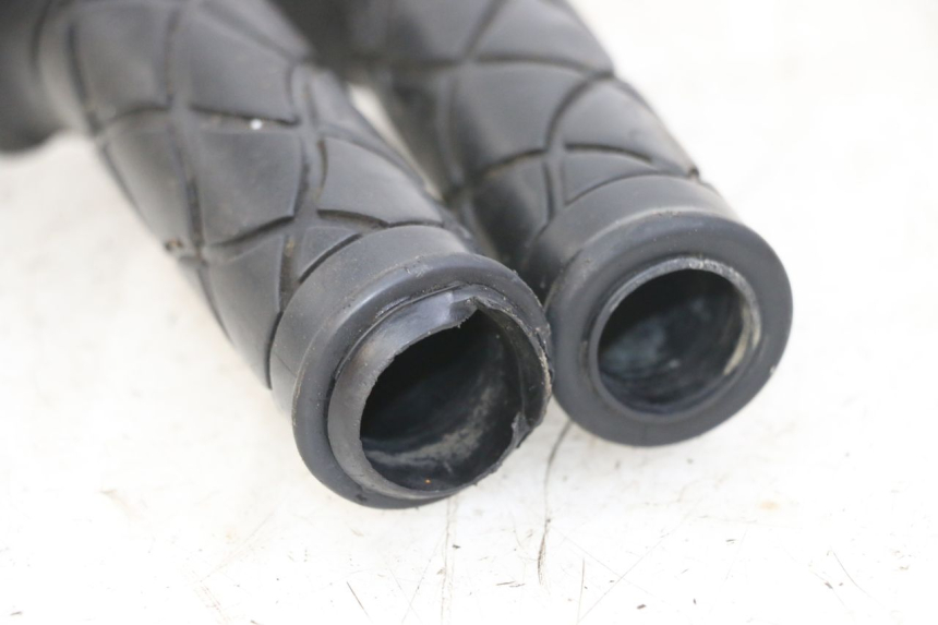 photo de THROTTLE GRIP YAMAHA NEOS NEO'S 4T 50 (2008 - 2016) - Technical close-up