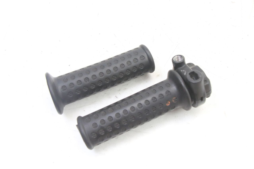 photo de THROTTLE GRIP PIAGGIO NEW TYPHOON 50 (2018 - 2021)