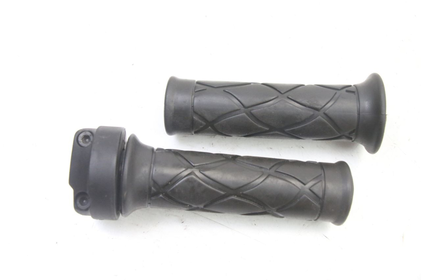 photo de THROTTLE GRIP MBK OVETTO 4T 50 (2008 - 2016)