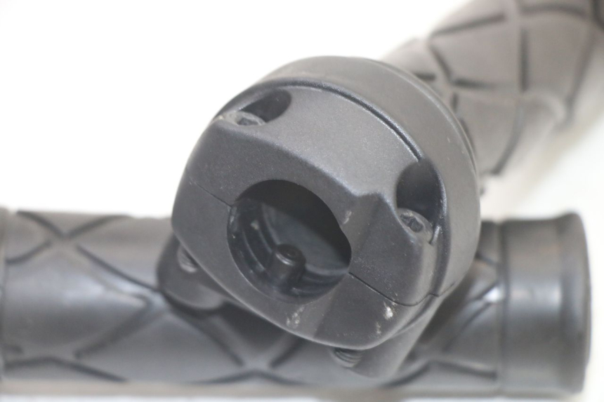 photo de THROTTLE GRIP MBK OVETTO 4T 50 (2008 - 2016)
