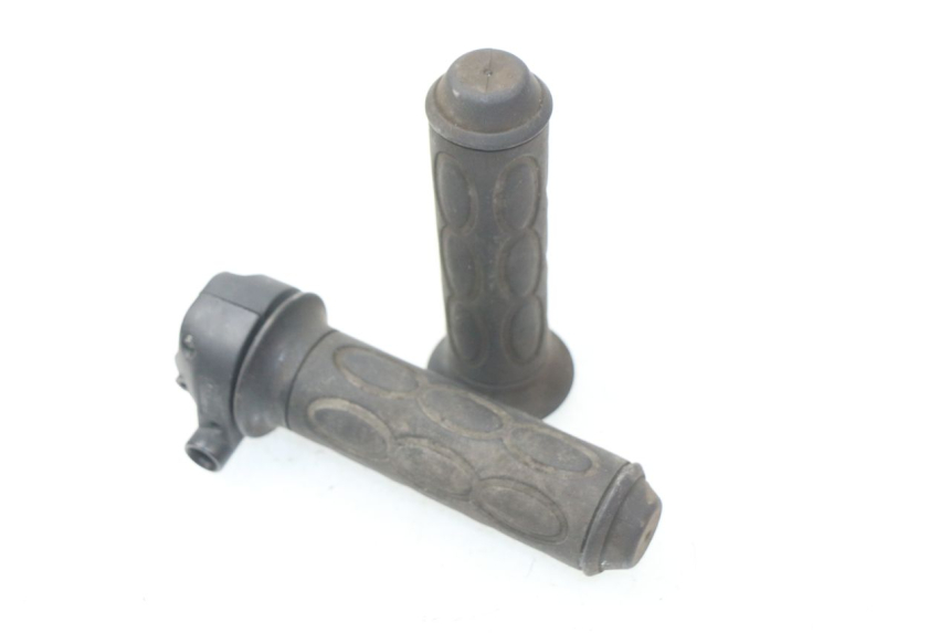 photo de THROTTLE GRIP MBK OVETTO 50 (1998 - 2007)