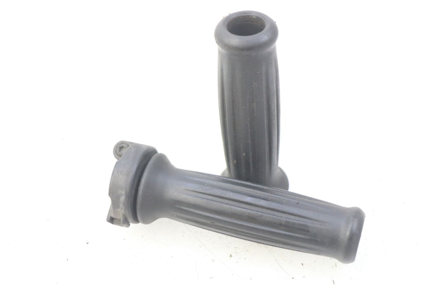 photo de THROTTLE GRIP PEUGEOT DJANGO 2T 50 (2014 - 2019)