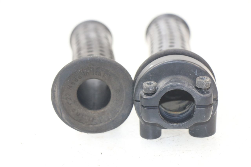 photo de THROTTLE GRIP PIAGGIO BEVERLY 500 (2003 - 2007)