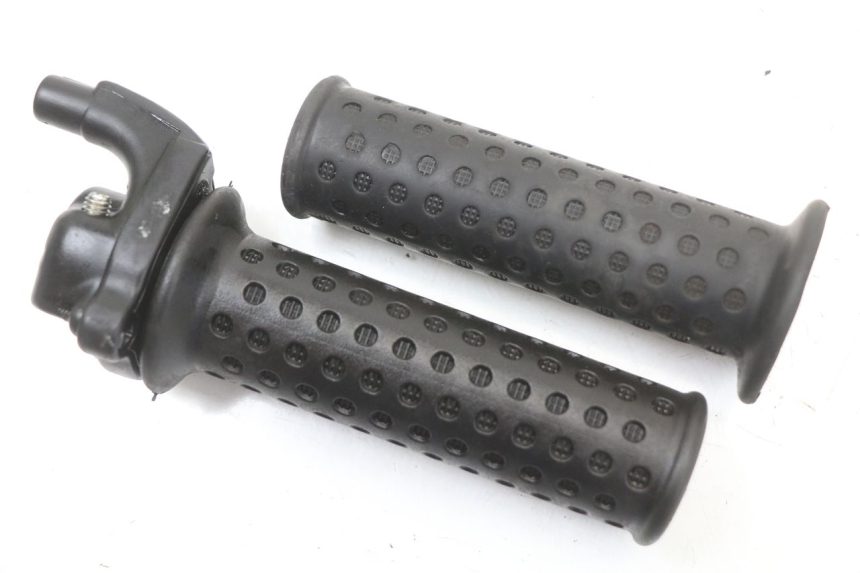 photo de THROTTLE GRIP PIAGGIO FLY 2T 50 (2004 - 2017)