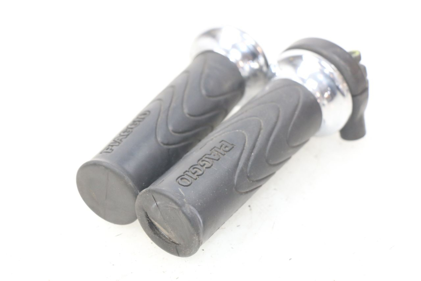photo de THROTTLE GRIP PIAGGIO LIBERTY IGET 4T 50 (2015 - 2020)