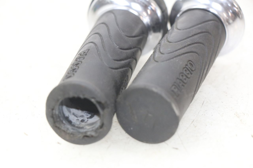 photo de THROTTLE GRIP PIAGGIO LIBERTY IGET 4T 50 (2015 - 2020)