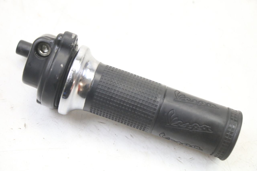 photo de THROTTLE GRIP PIAGGIO VESPA LX 2T 50 (2005 - 2013)