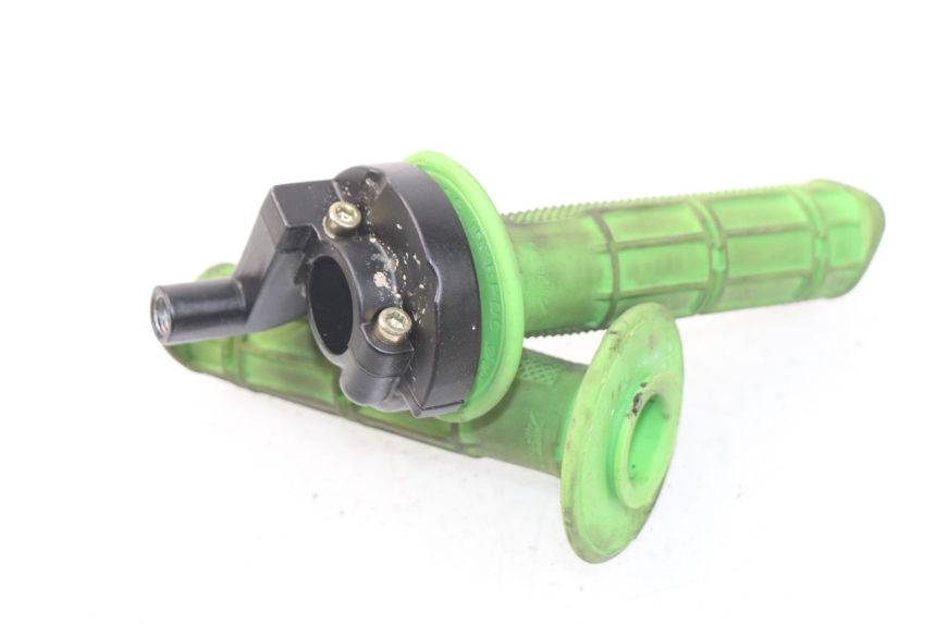 photo de THROTTLE GRIP APOLLO RFZ 150