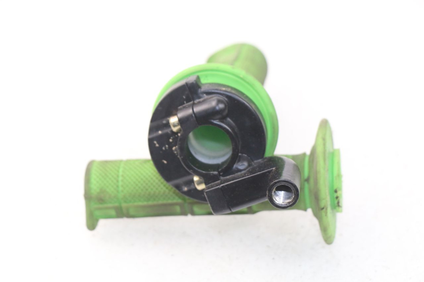 photo de THROTTLE GRIP APOLLO RFZ 150