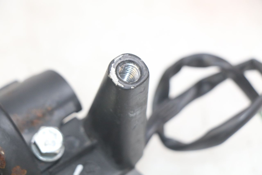 photo de THROTTLE GRIP HONDA SCV LEAD 100 (2003 - 2007)