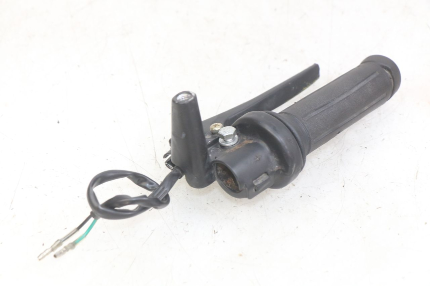 photo de THROTTLE GRIP HONDA SCV LEAD 100 (2003 - 2007)