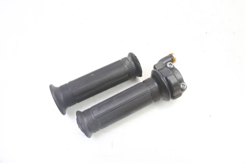 photo de THROTTLE GRIP DERBI SENDA SM DRD 50 (2008 - 2013)
