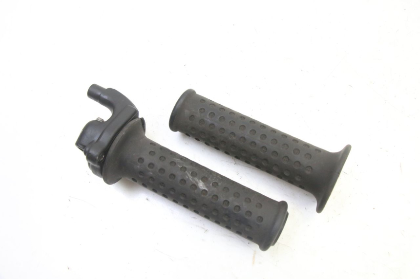photo de THROTTLE GRIP PIAGGIO SUPER LX 125 (2000 - 2003)