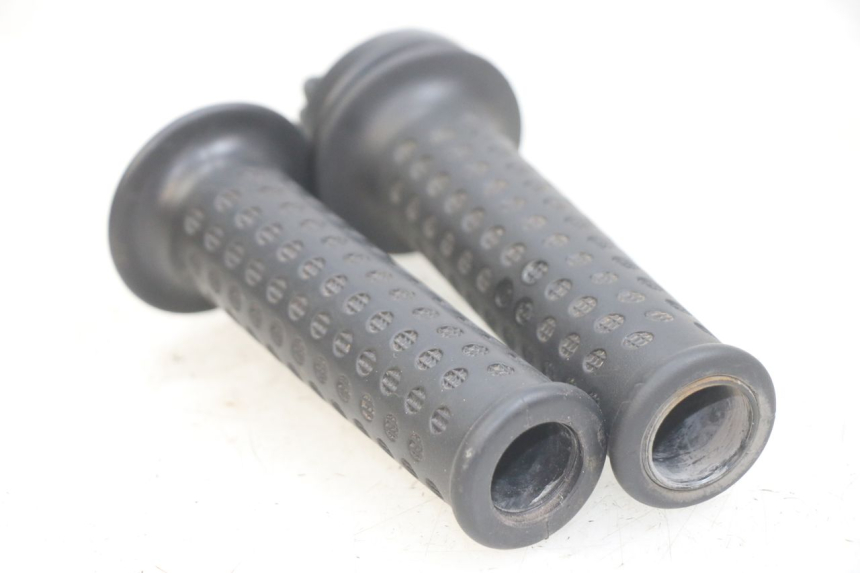 photo de THROTTLE GRIP APRILIA SXR 50 (2021 - 2023)