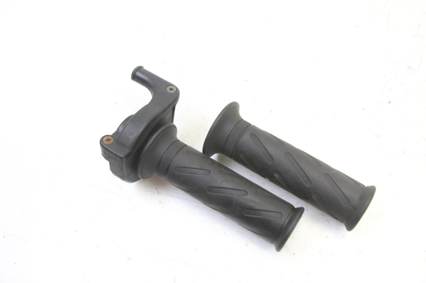 photo de THROTTLE GRIP YAMAHA TDR DELTABOX 125 (1993 - 2003)