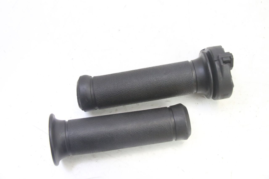 photo de THROTTLE GRIP PEUGEOT TWEET 4T 50 (2018 - 2020)