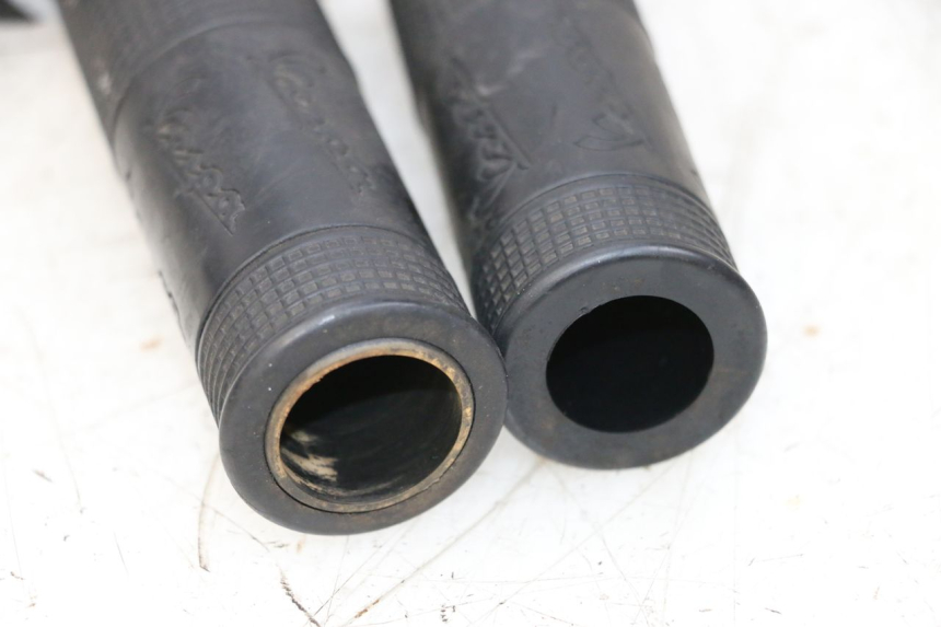 photo de THROTTLE GRIP PIAGGIO VESPA GTS SUPER IE 125 (2009 - 2016) - Product overview