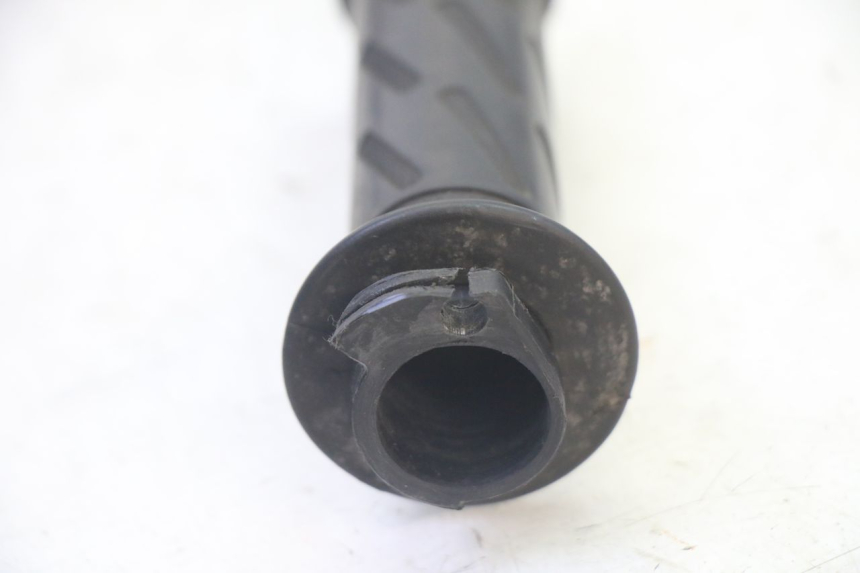 photo de THROTTLE GRIP PEUGEOT VIVACITY NEW 4T 50 (2008 - 2017)