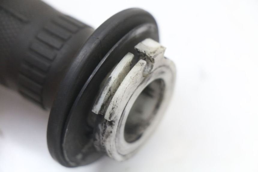 photo de THROTTLE GRIP YAMAHA XJ F 900 (1983 - 1994)