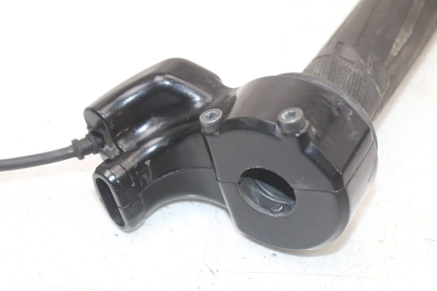 photo de THROTTLE GRIP YAMAHA FJR ABS 1300 (2006 - 2012)