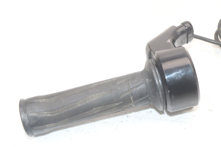 photo de THROTTLE GRIP YAMAHA FJR ABS 1300 (2006 - 2012)