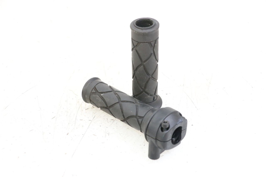 photo de THROTTLE GRIP YAMAHA NEOS NEO'S 4T 50 (2008 - 2016)