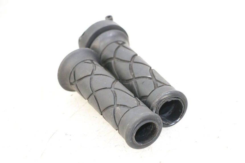 photo de THROTTLE GRIP YAMAHA NEOS NEO'S 4T 50 (2008 - 2016)