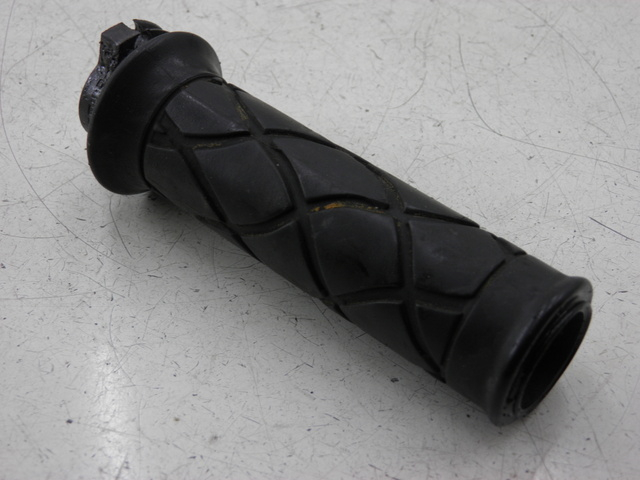 photo de THROTTLE GRIP YAMAHA YP MAJESTY 125 (2002 - 2006)