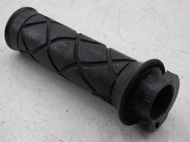 photo de THROTTLE GRIP YAMAHA YP MAJESTY 125 (2002 - 2006)