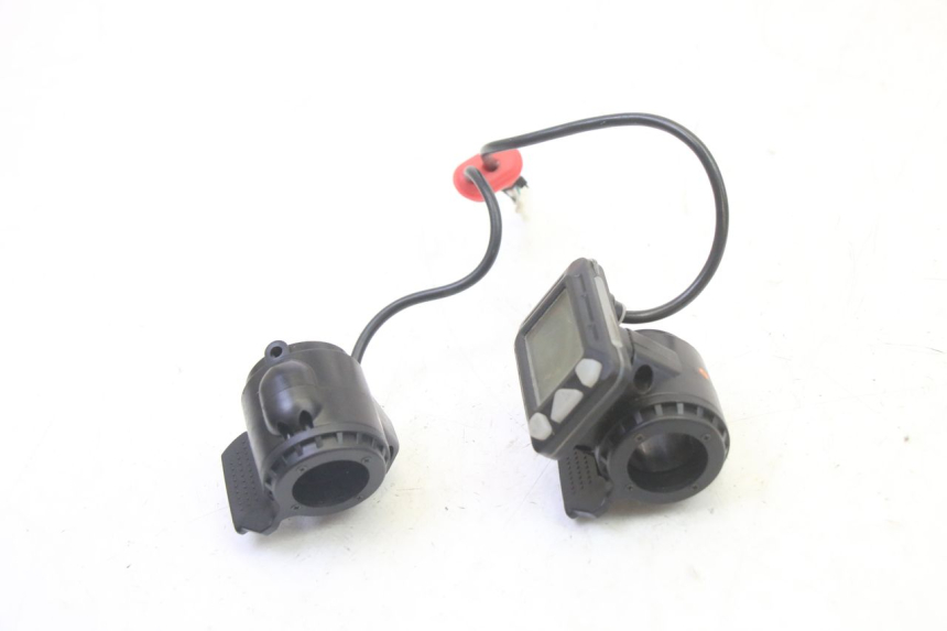 photo de THROTTLE GRIP MOOVWAY Z8 1